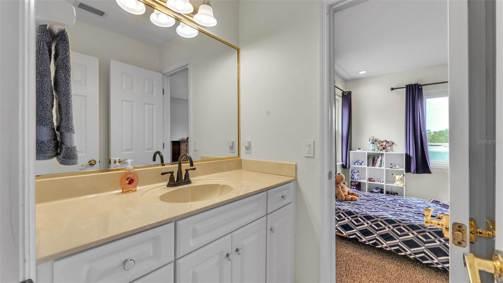 Image 55 of 78 For 2542 Crews Lake Hills Loop S