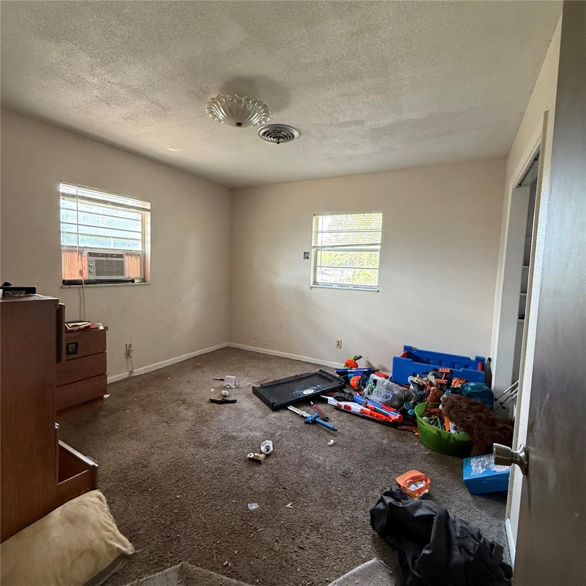 Image 12 of 16 For 805 Marcum Road