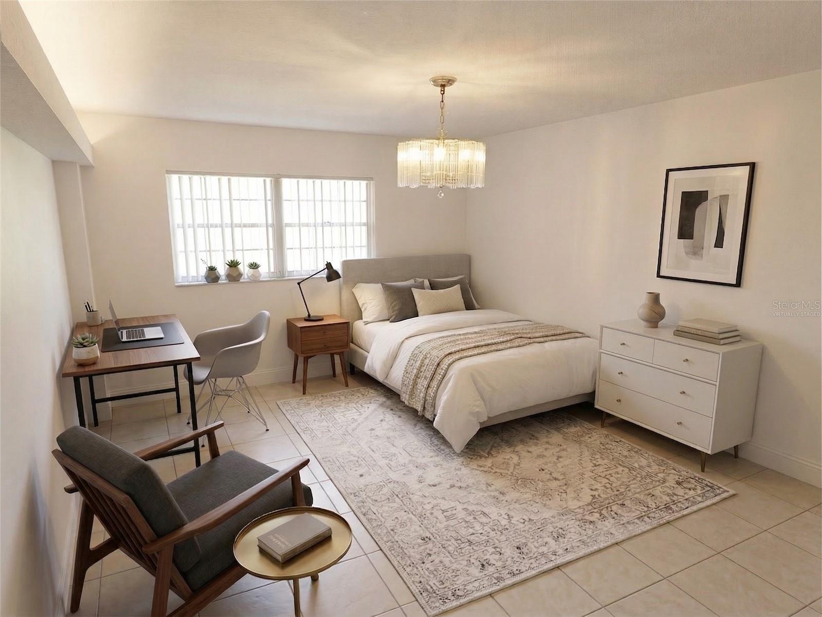 Image 11 of 25 For 5121 Shady Oak Drive S