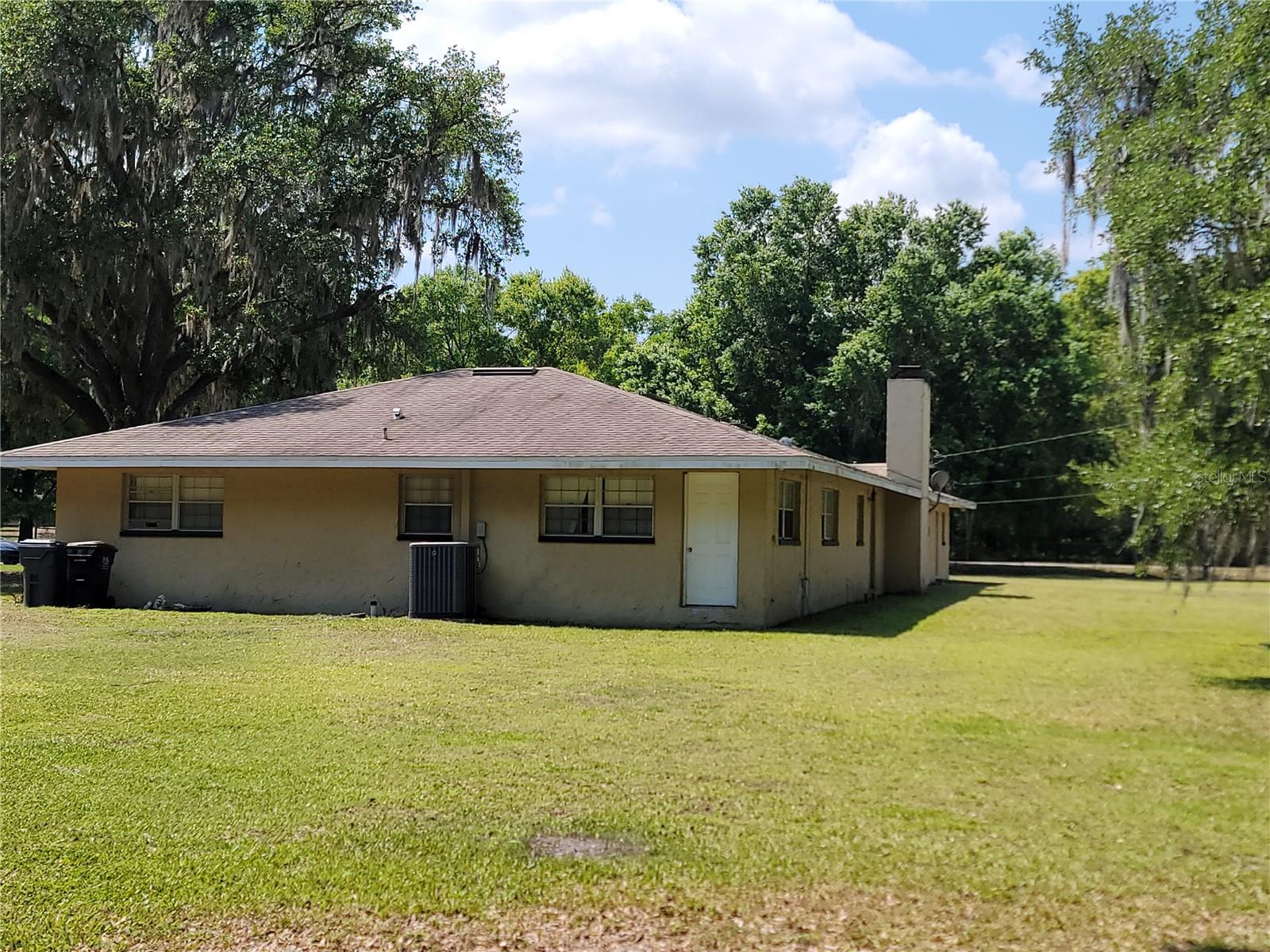 Image 19 of 25 For 5121 Shady Oak Drive S