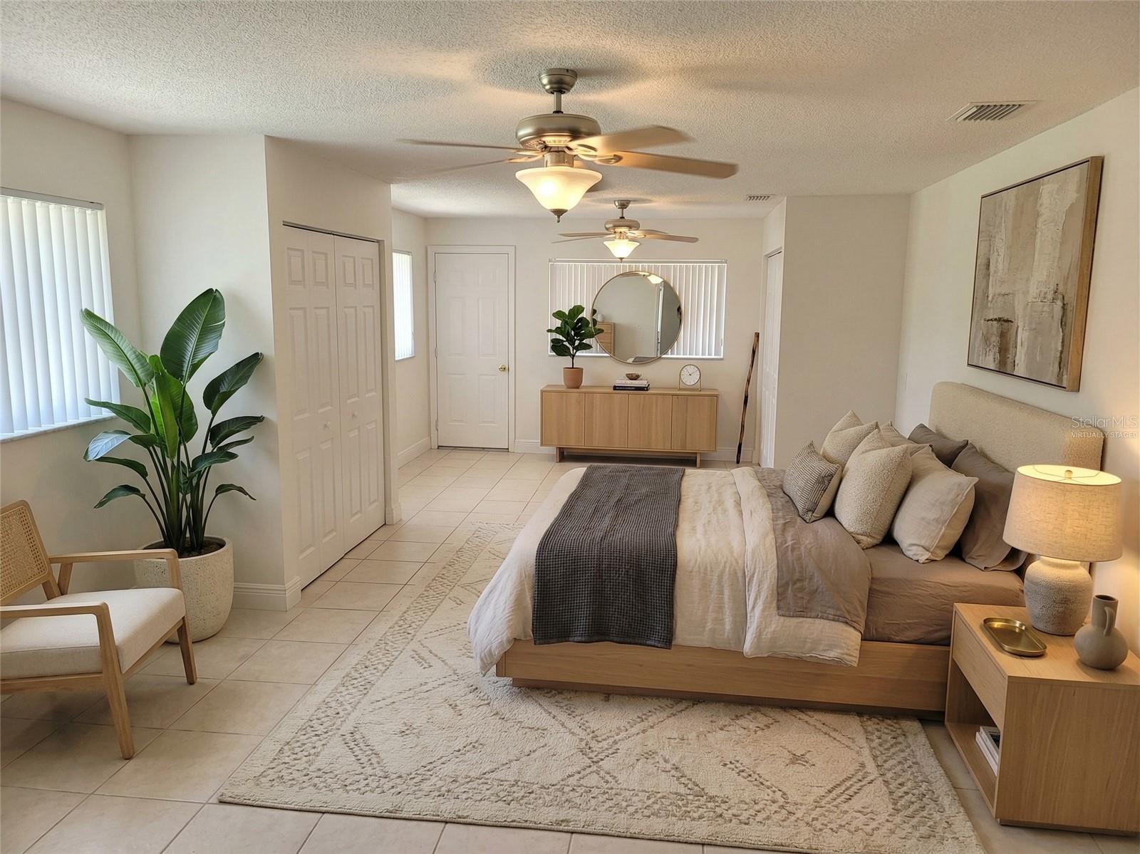 Image 8 of 25 For 5121 Shady Oak Drive S