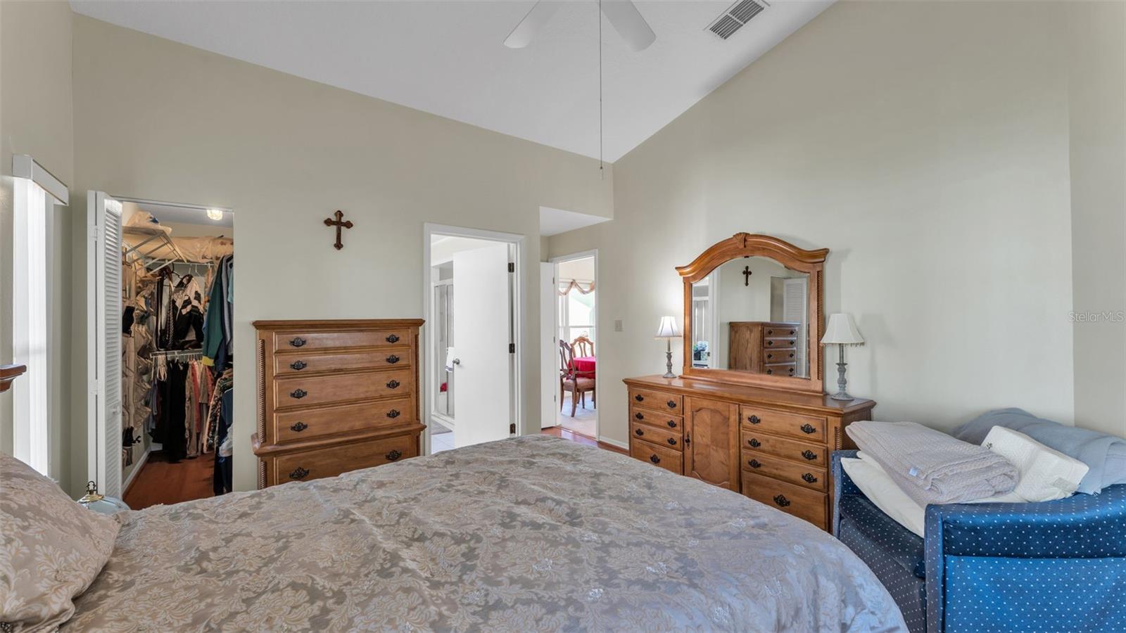 Image 18 of 35 For 6006 Crane Drive