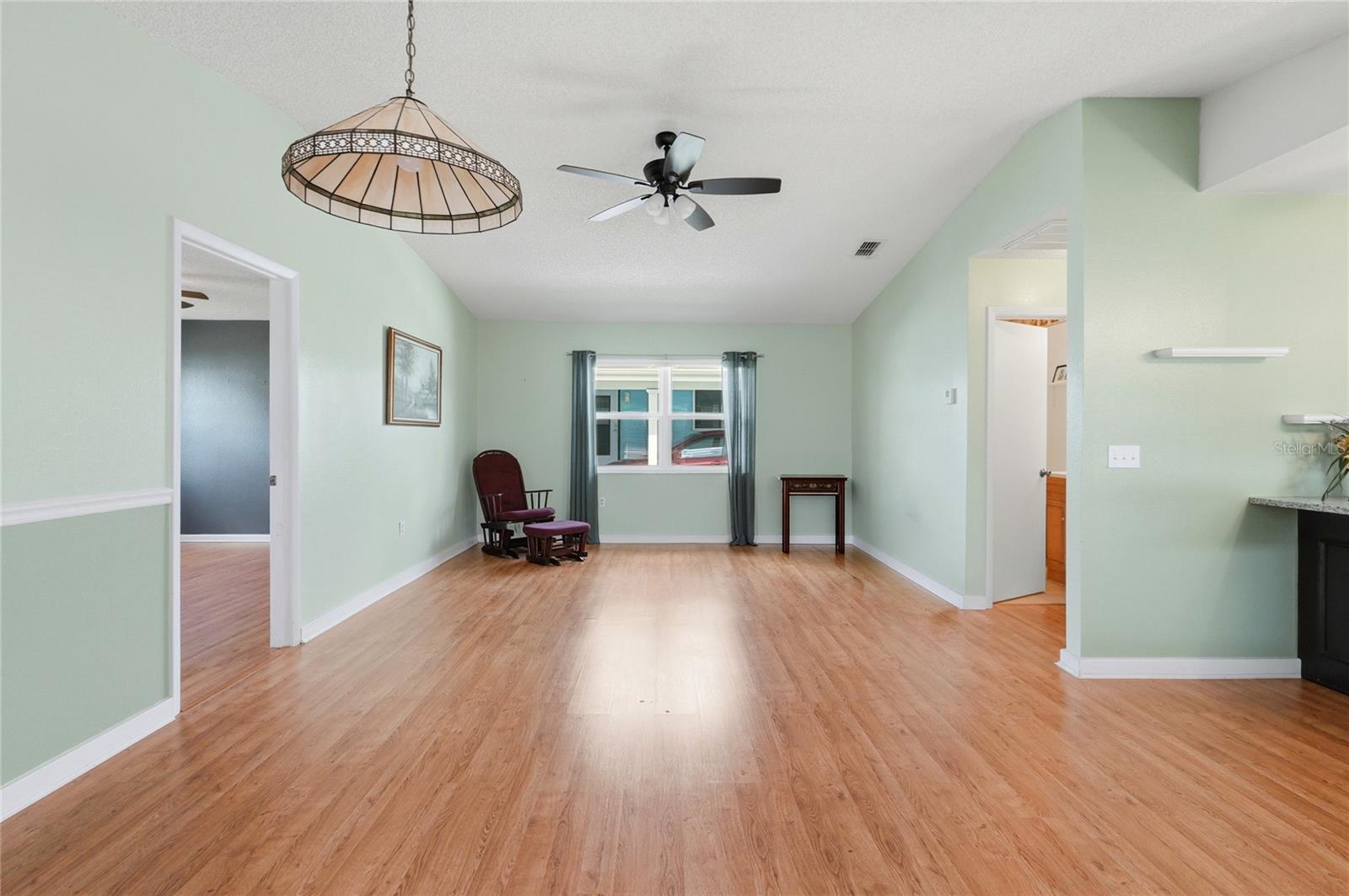 Image 2 of 43 For 4825 Goldenview Lane