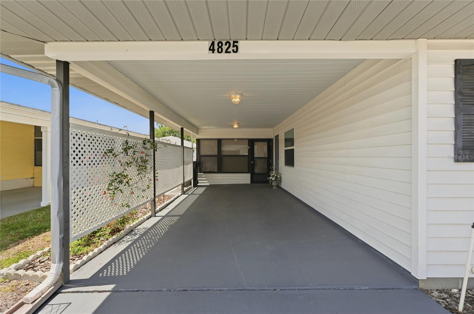 Image 32 of 43 For 4825 Goldenview Lane