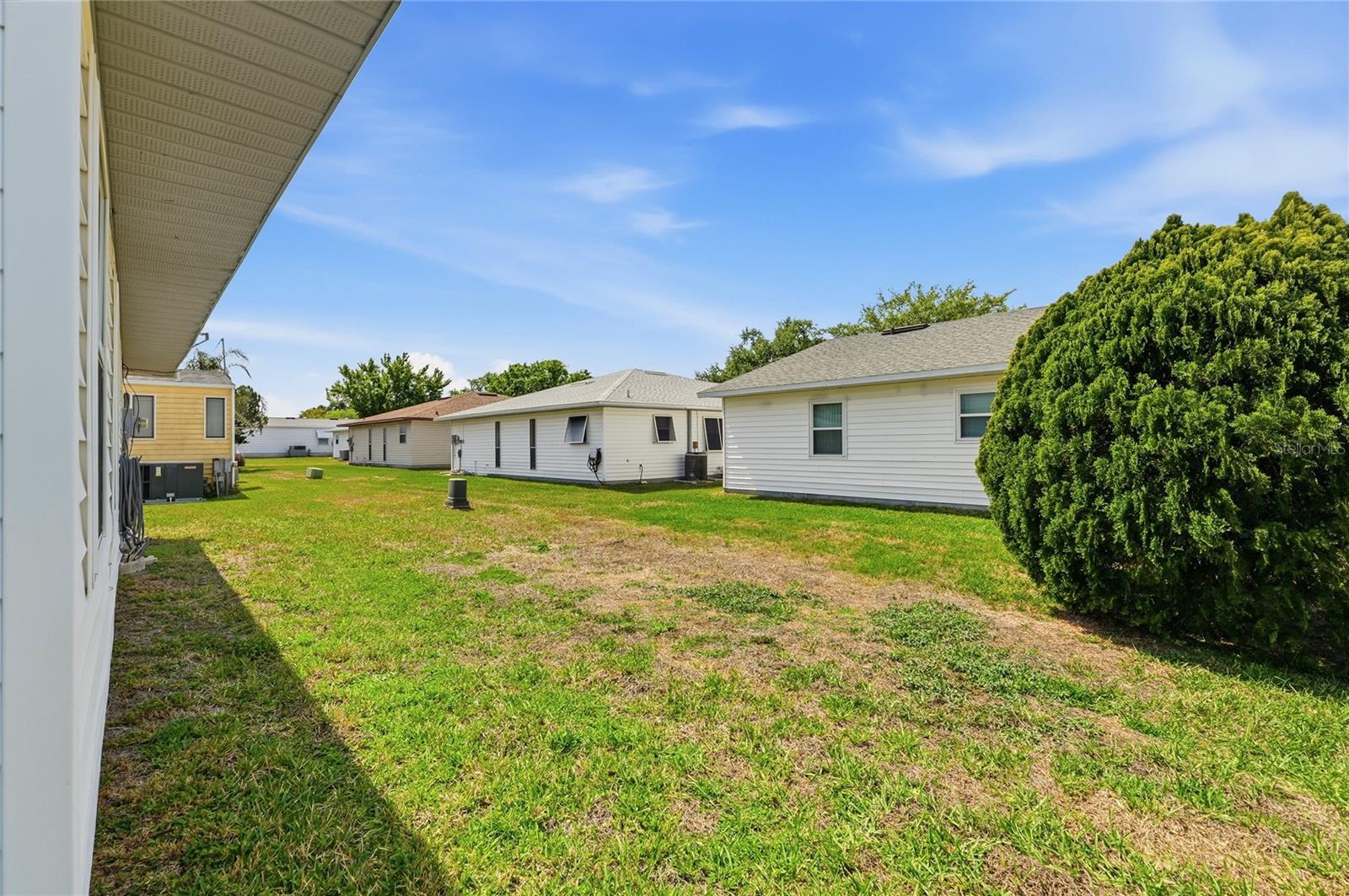 Image 33 of 43 For 4825 Goldenview Lane