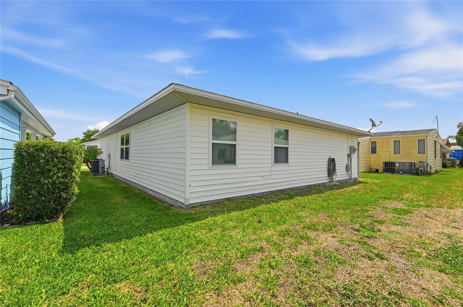 Image 38 of 43 For 4825 Goldenview Lane