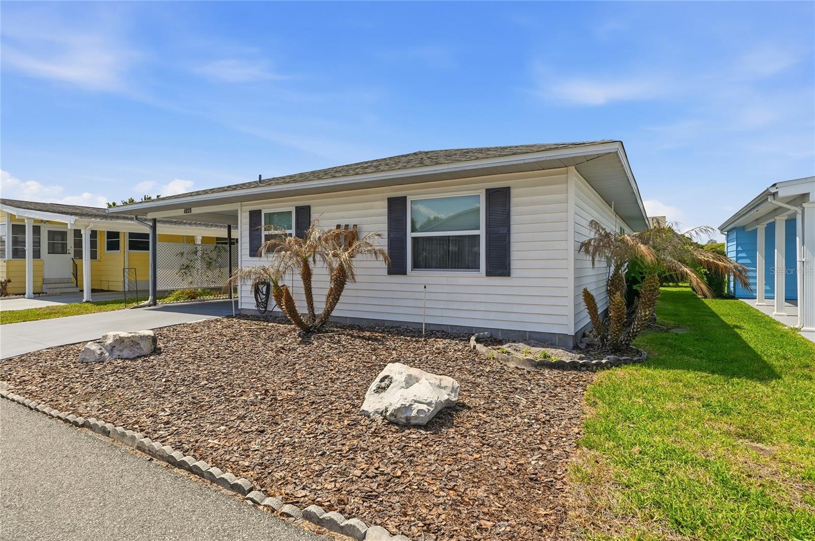 Image 40 of 43 For 4825 Goldenview Lane