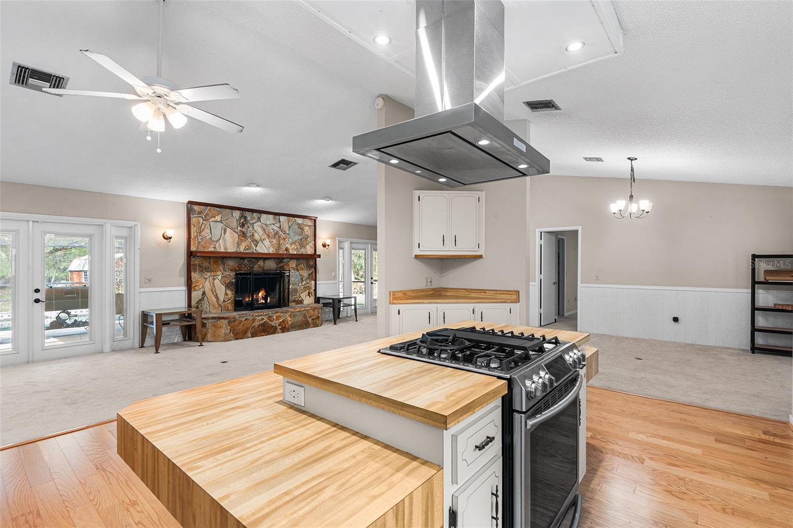 Image 9 of 47 For 3545 Tiger Creek Trail