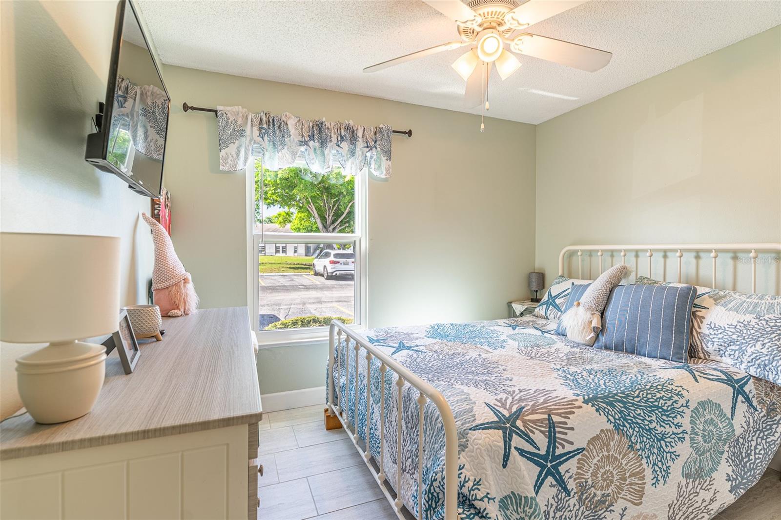 Image 16 of 31 For 3784 59th Avenue W 3784