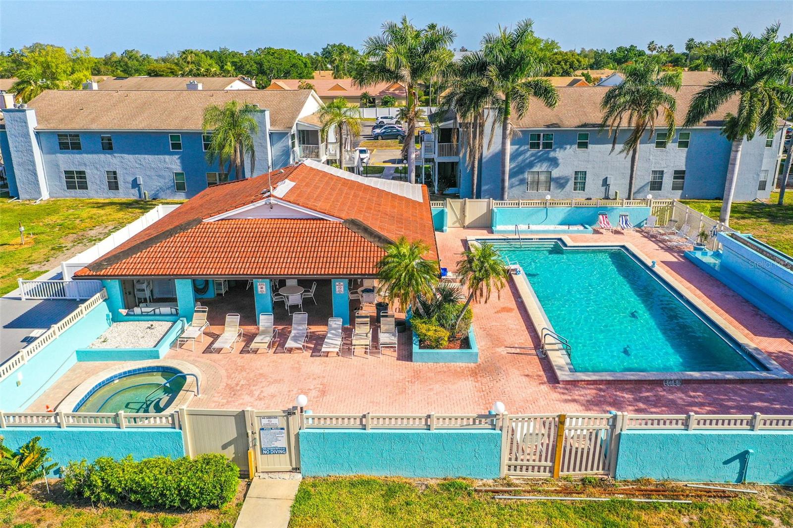 Image 3 of 31 For 3784 59th Avenue W 3784