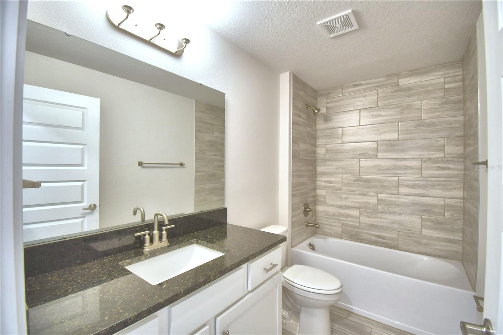 Image 31 of 78 For 4473 Juliana Lake Drive