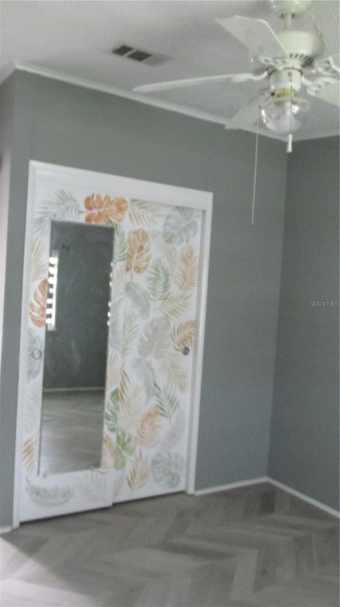 Image 22 of 38 For 102 Newcastle Boulevard