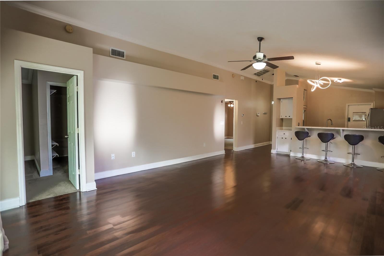 Image 4 of 15 For 2083 Windward Pass