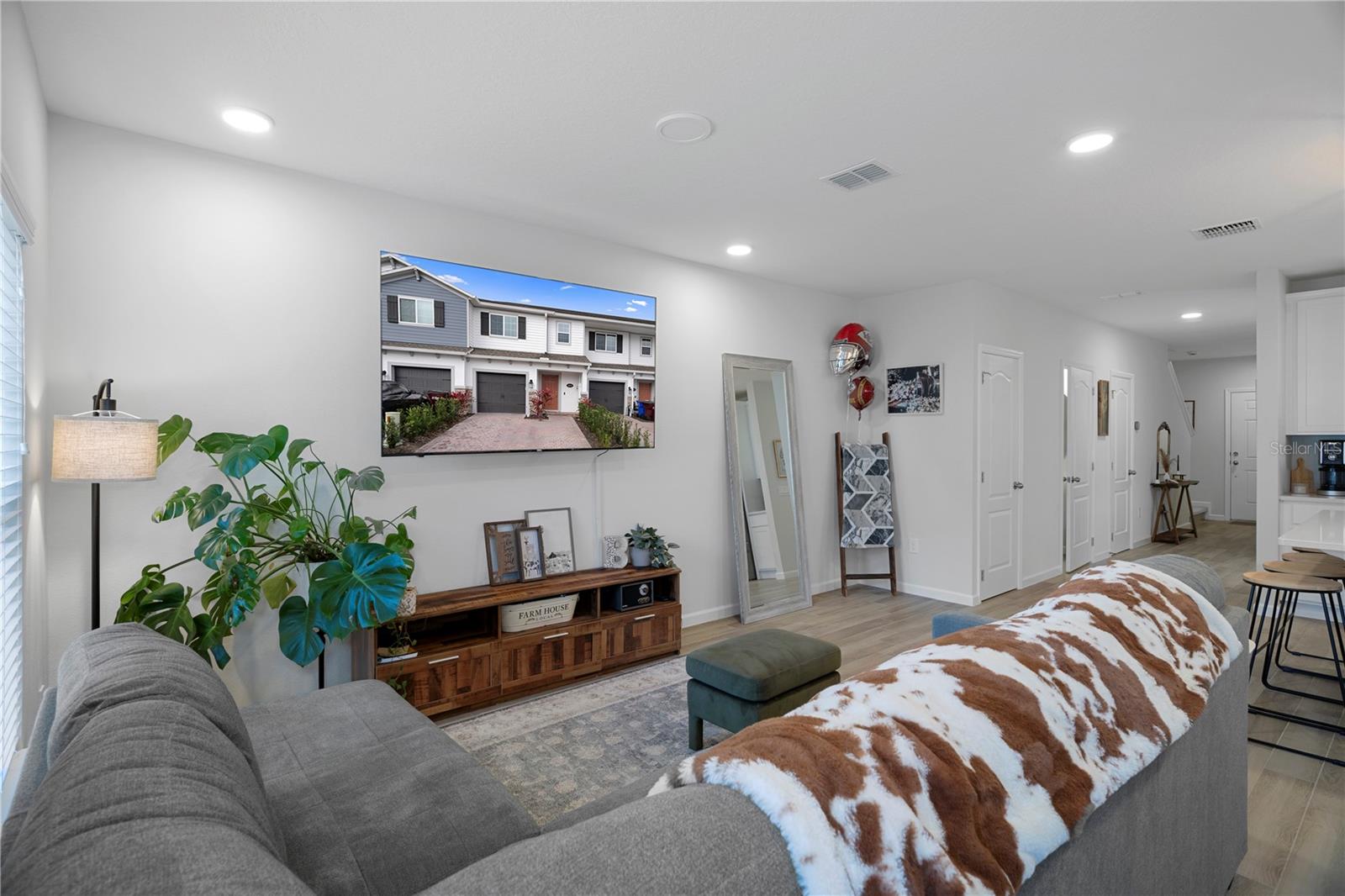 Image 10 of 49 For 5002 Rain Shadow Drive