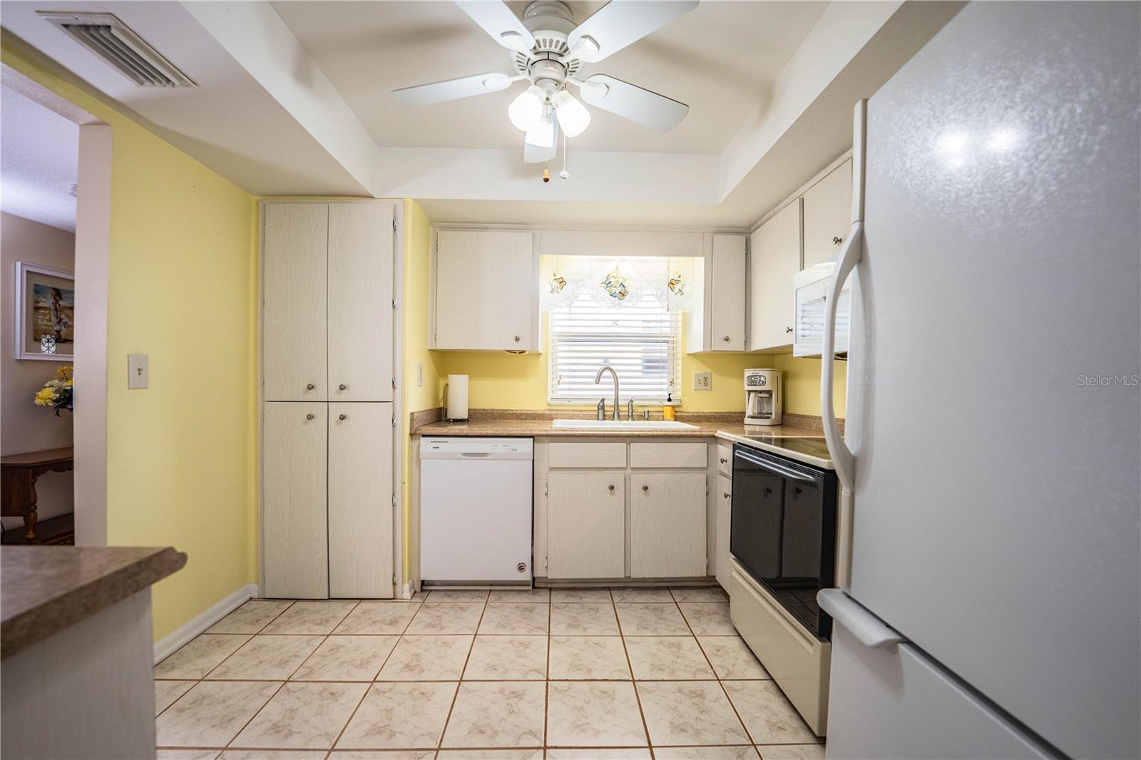 Image 10 of 33 For 652 Cottage Lane
