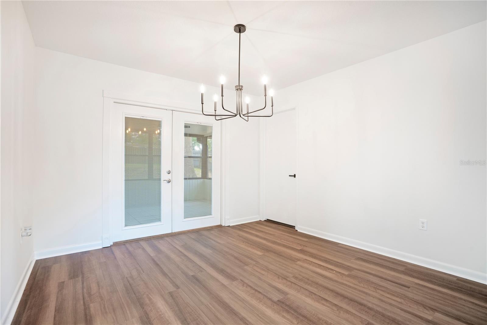 Image 16 of 55 For 1307 Valley Hill Drive