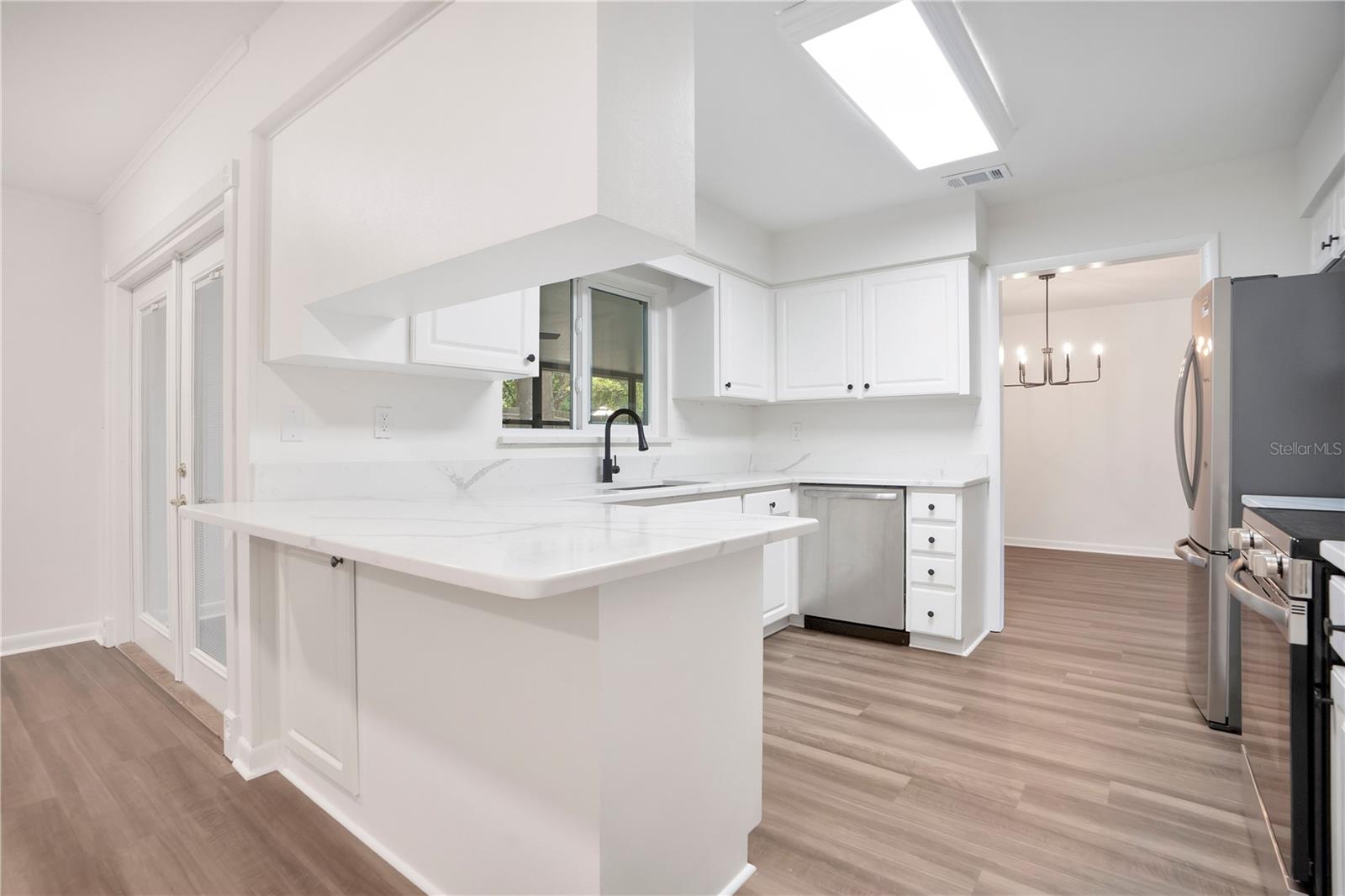 Image 18 of 55 For 1307 Valley Hill Drive