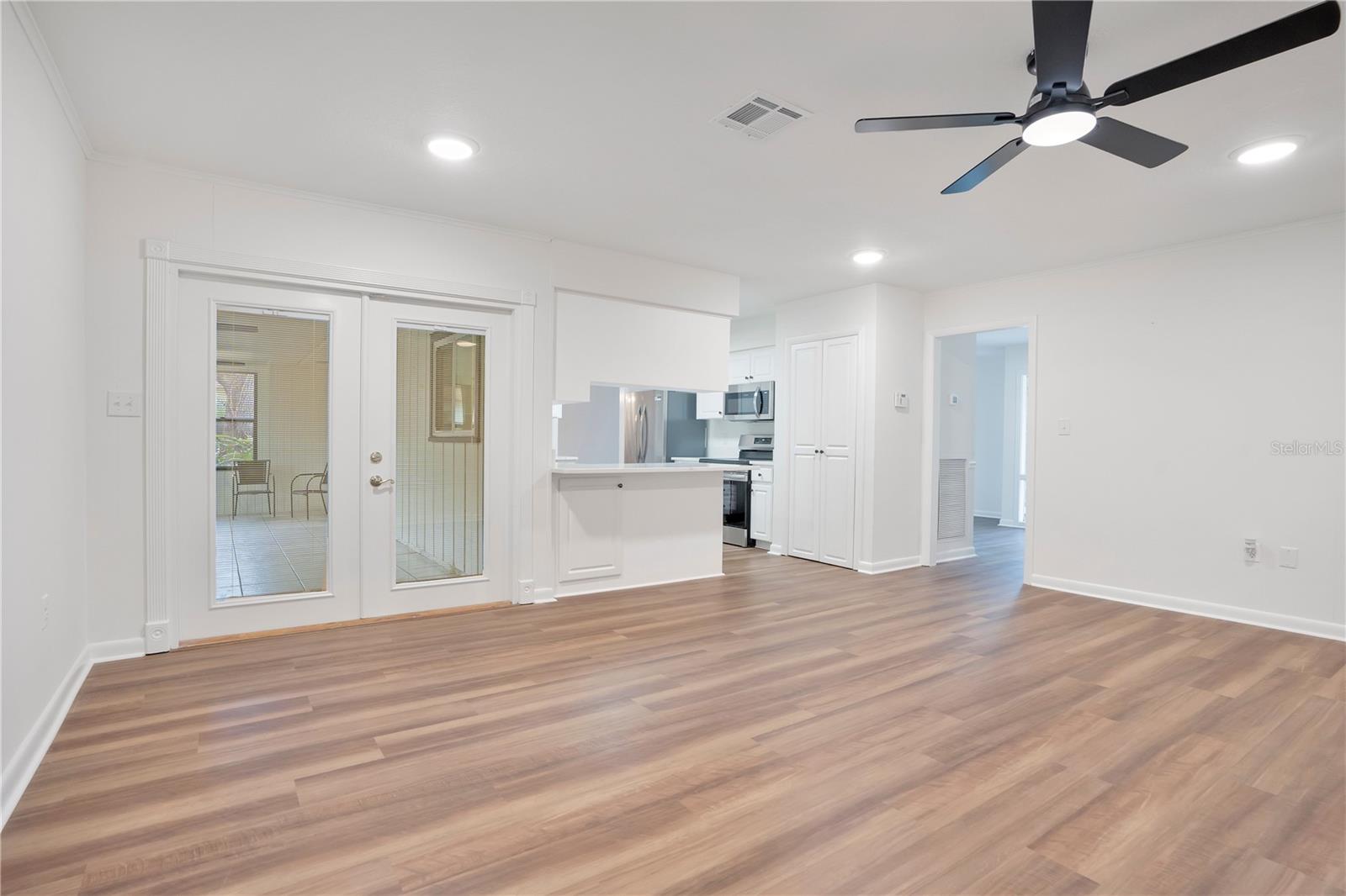 Image 27 of 55 For 1307 Valley Hill Drive