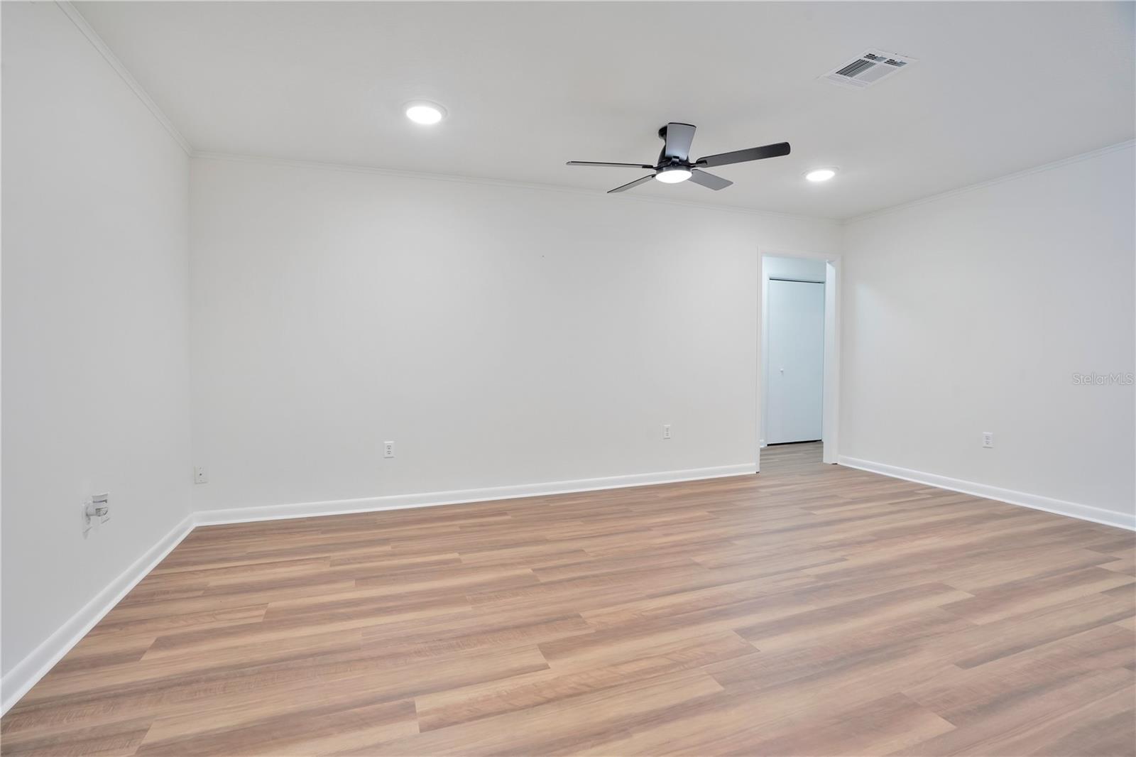 Image 29 of 55 For 1307 Valley Hill Drive