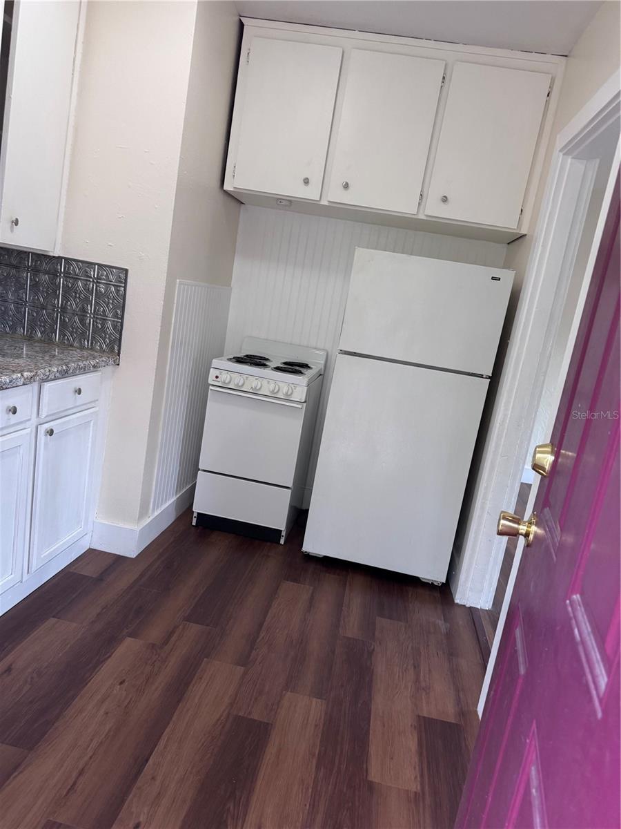 Image 2 of 9 For 108 Broadway Street