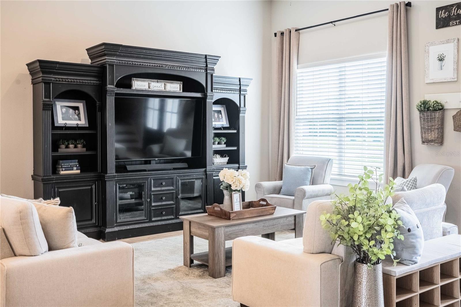 Image 4 of 53 For 15353 Evans Ranch Road