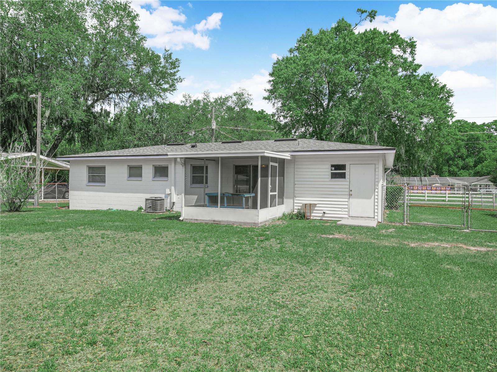 Image 18 of 23 For 2805 Blain Acres Road