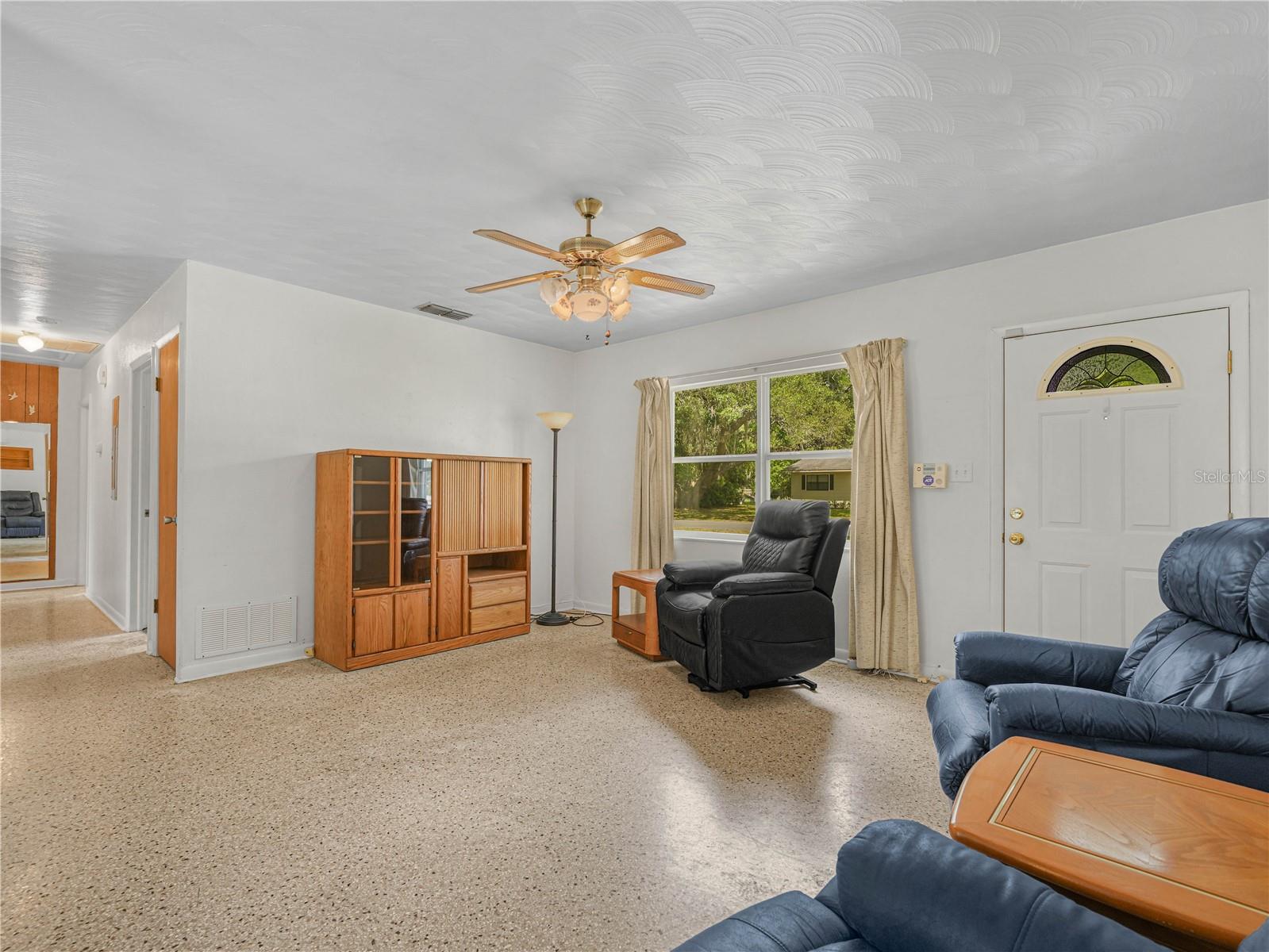 Image 3 of 23 For 2805 Blain Acres Road