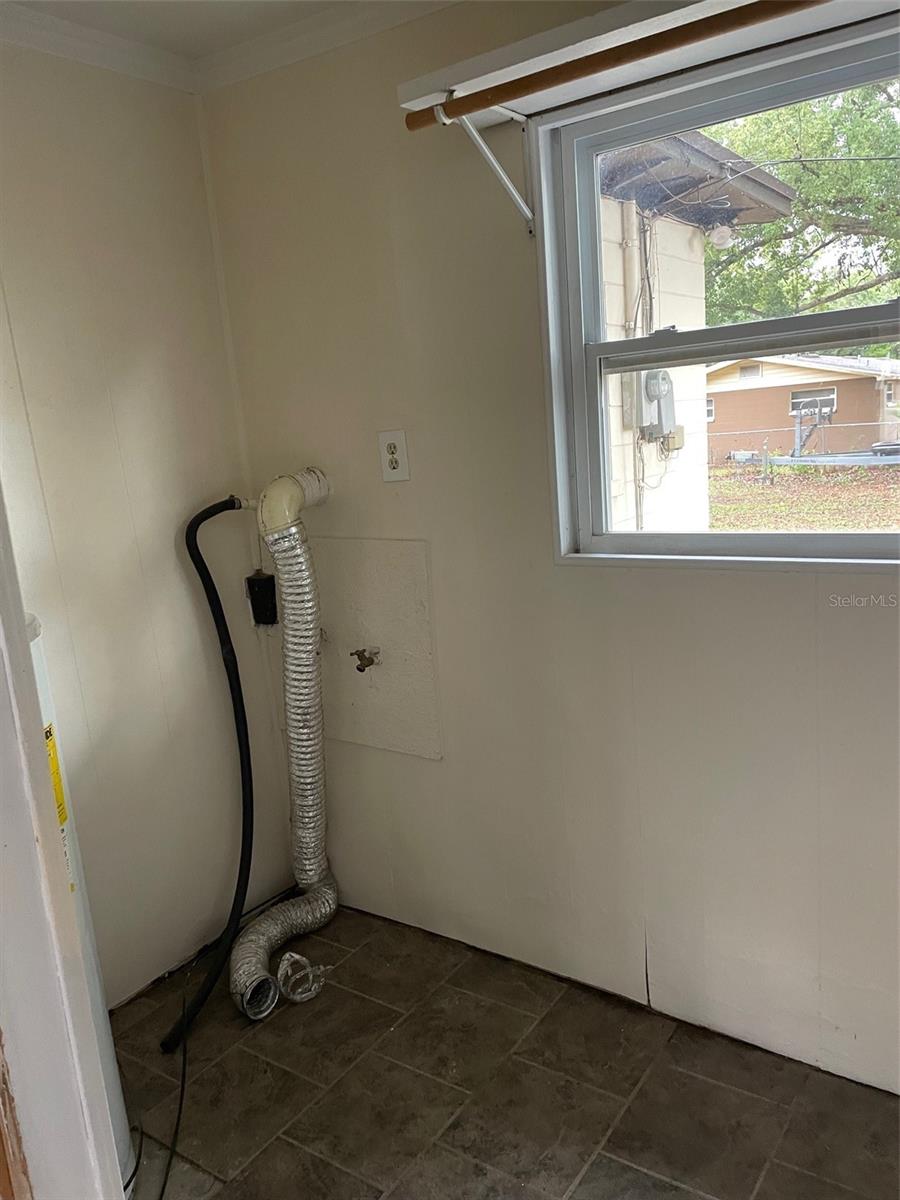 Image 14 of 20 For 204 Callitris Avenue