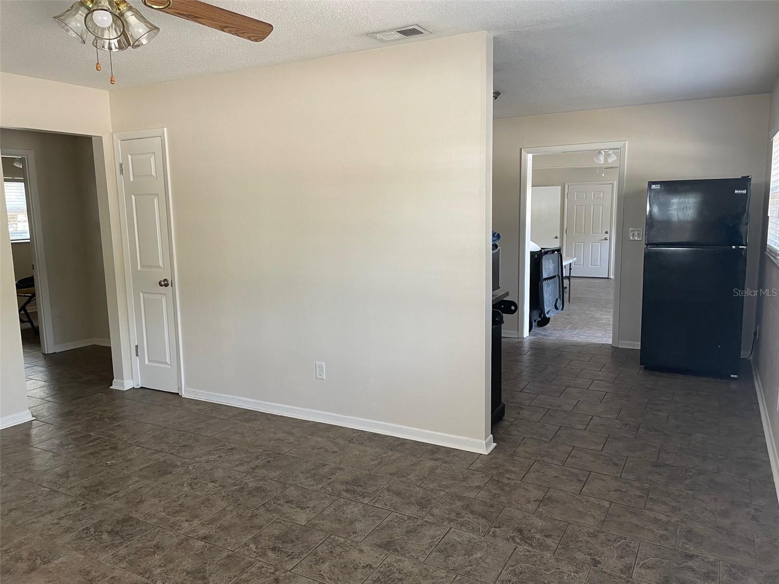 Image 5 of 20 For 204 Callitris Avenue