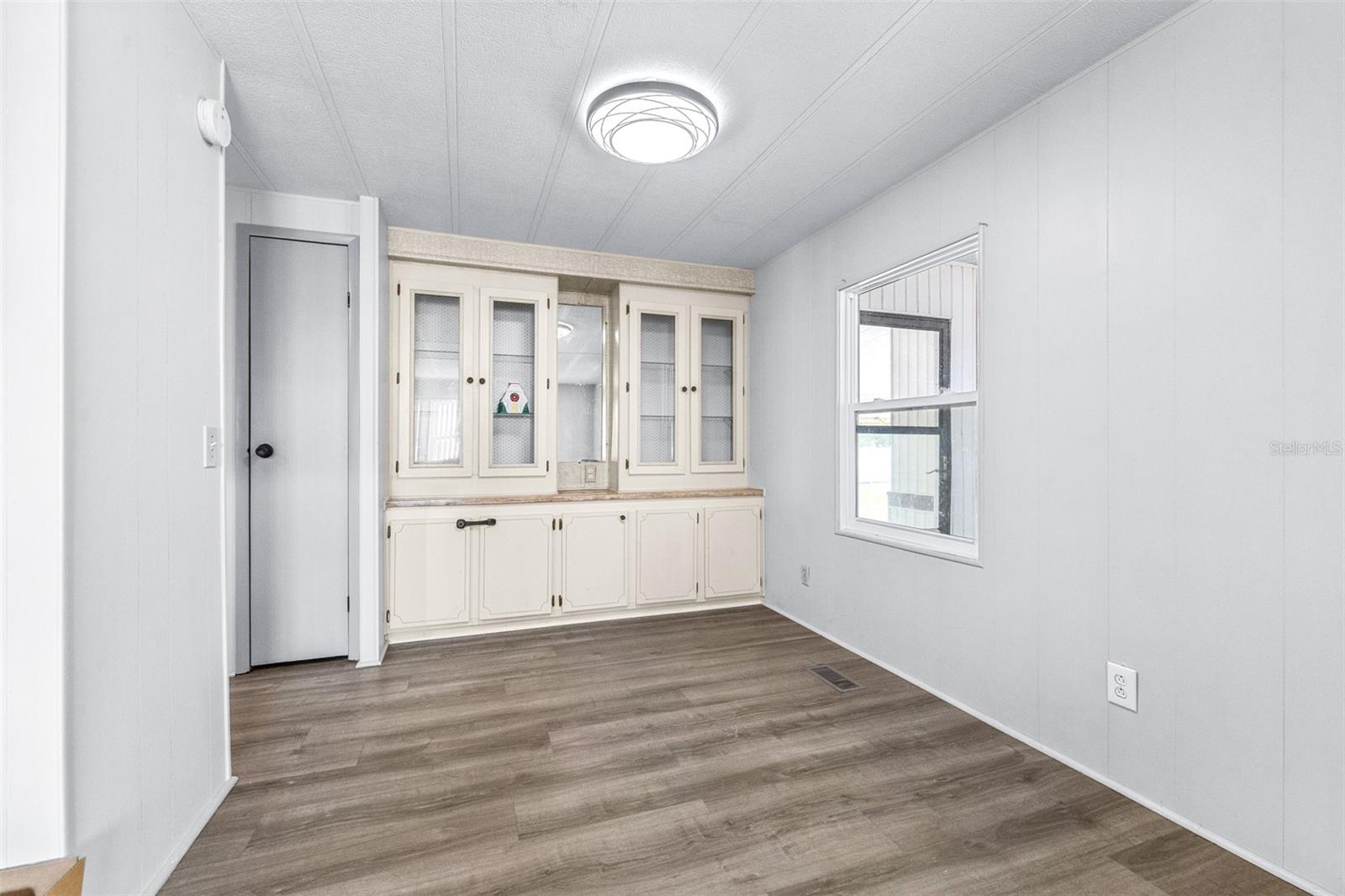 Image 11 of 35 For 5847 Red Fox Drive