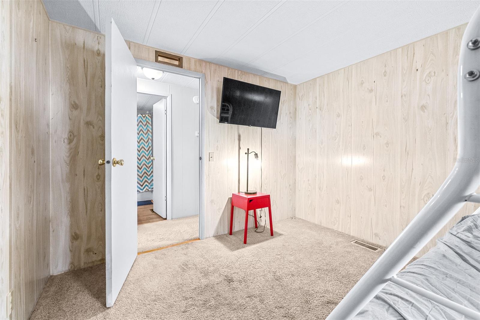 Image 18 of 35 For 5847 Red Fox Drive