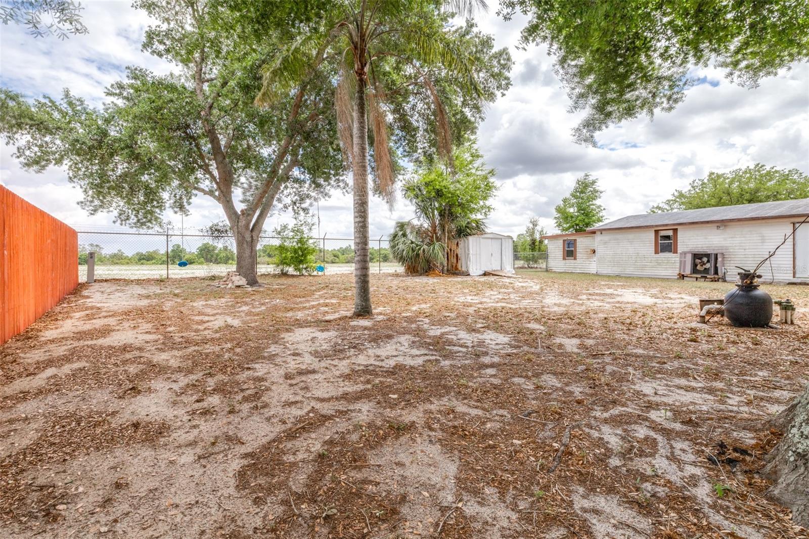 Image 25 of 35 For 5847 Red Fox Drive