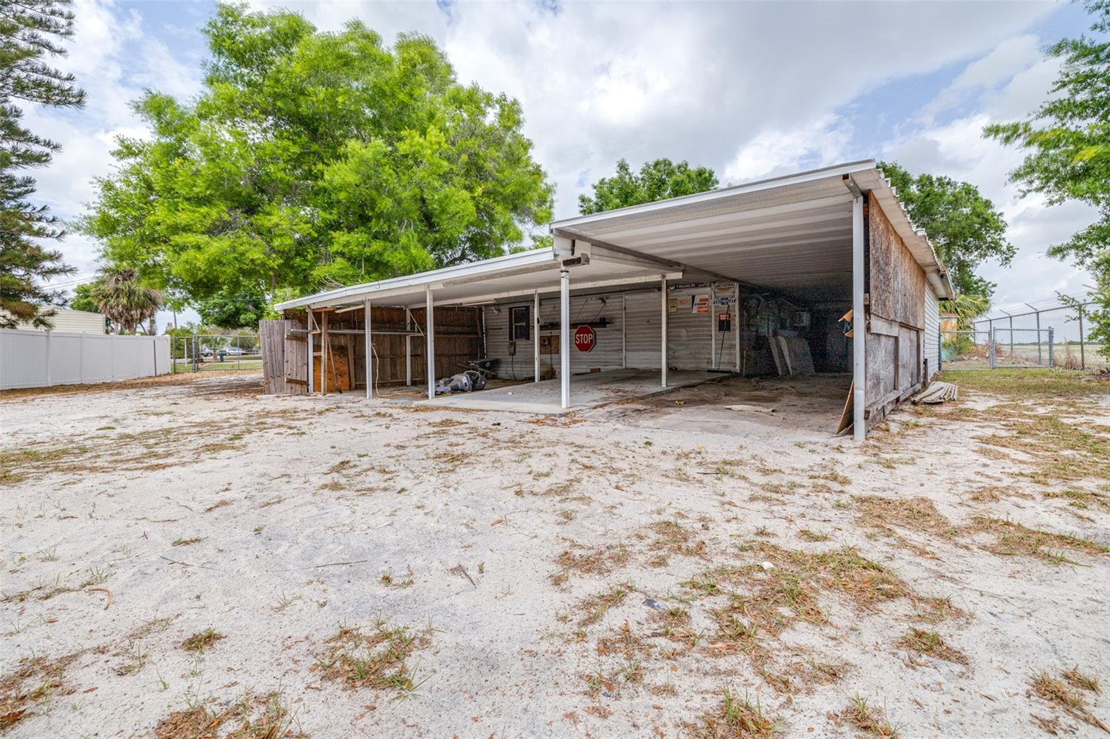 Image 31 of 35 For 5847 Red Fox Drive