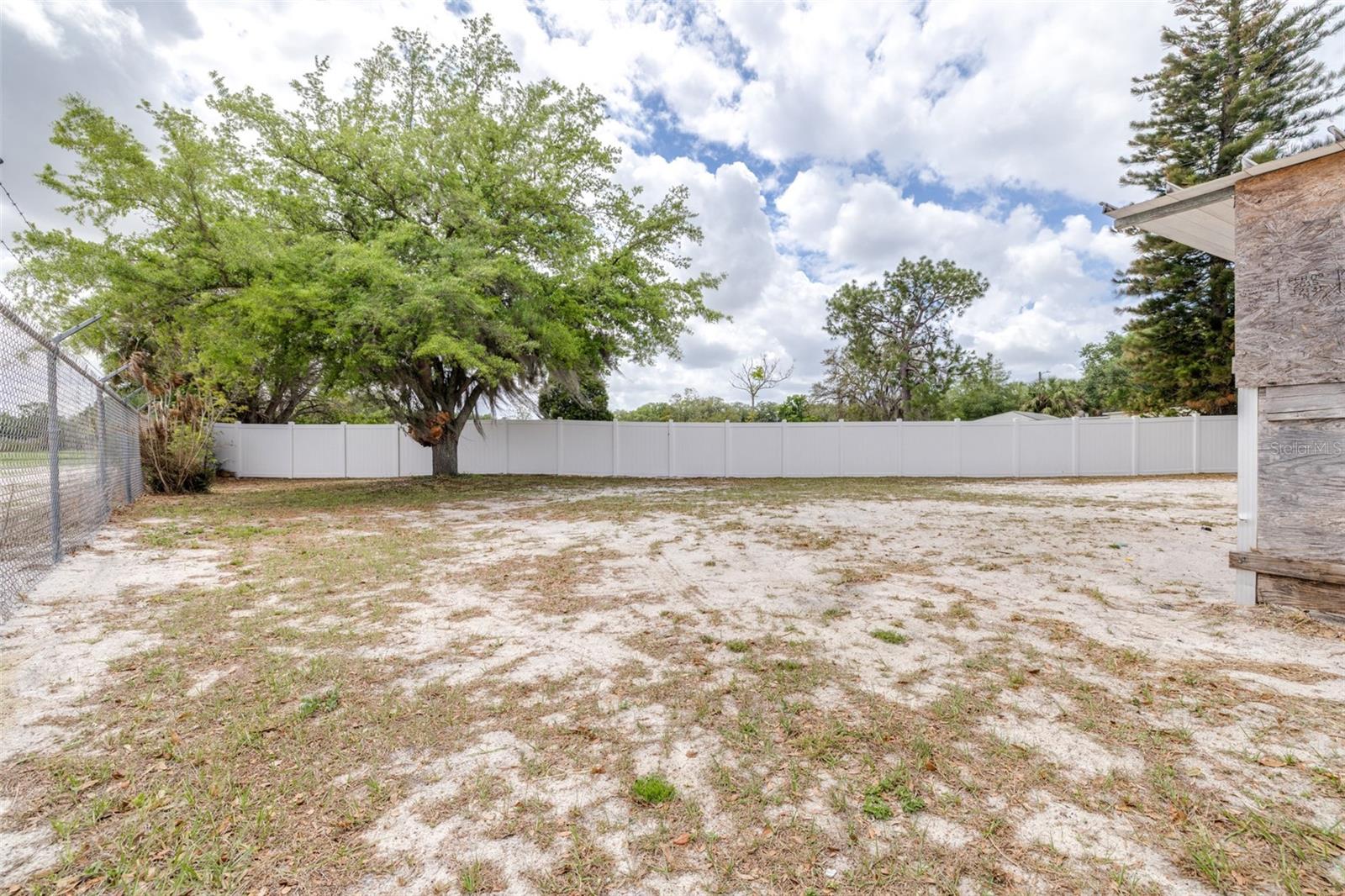 Image 32 of 35 For 5847 Red Fox Drive