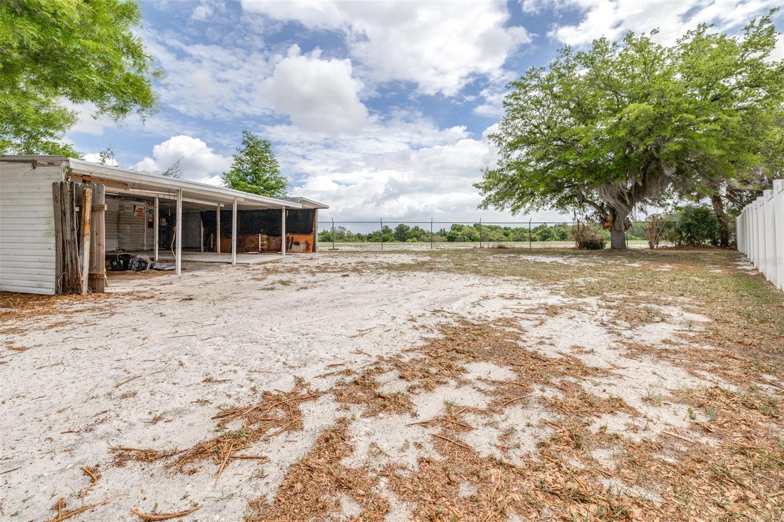 Image 33 of 35 For 5847 Red Fox Drive