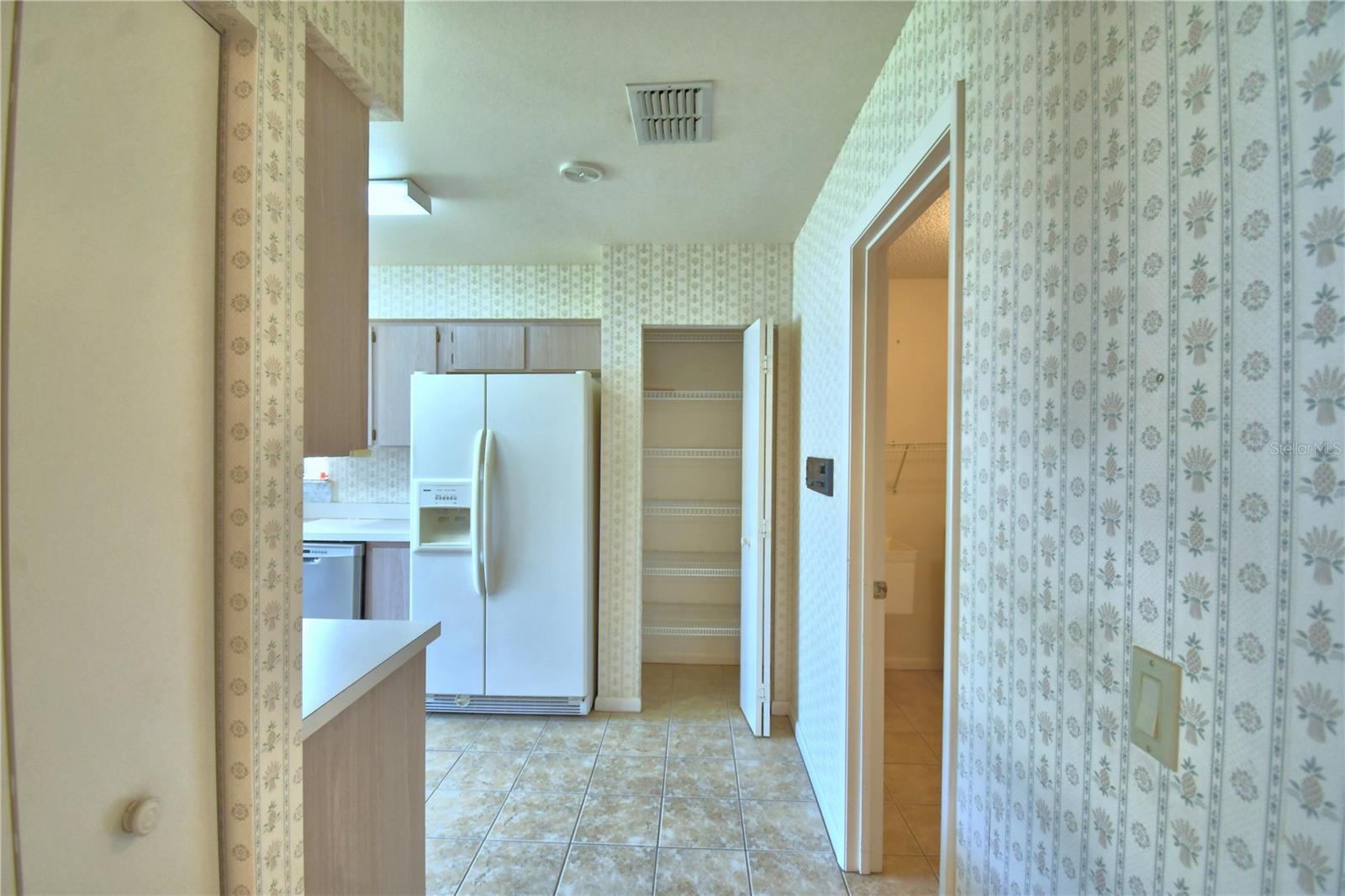Image 14 of 53 For 4828 Squire Hollow Drive