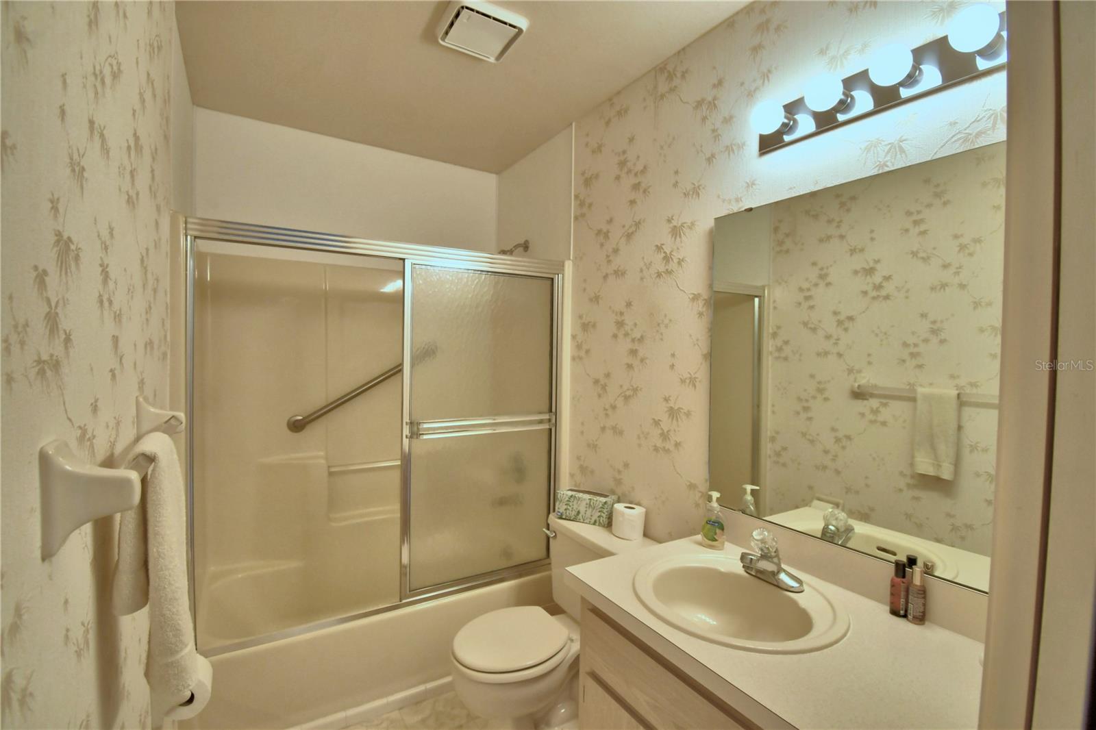 Image 32 of 53 For 4828 Squire Hollow Drive