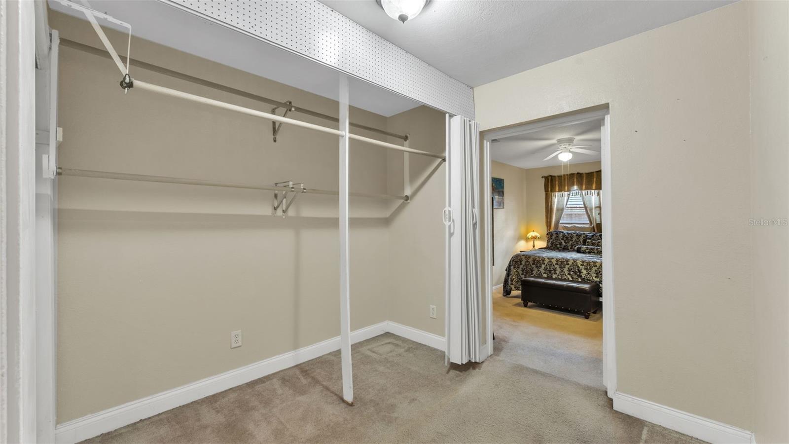 Image 16 of 25 For 515 Easy St Street