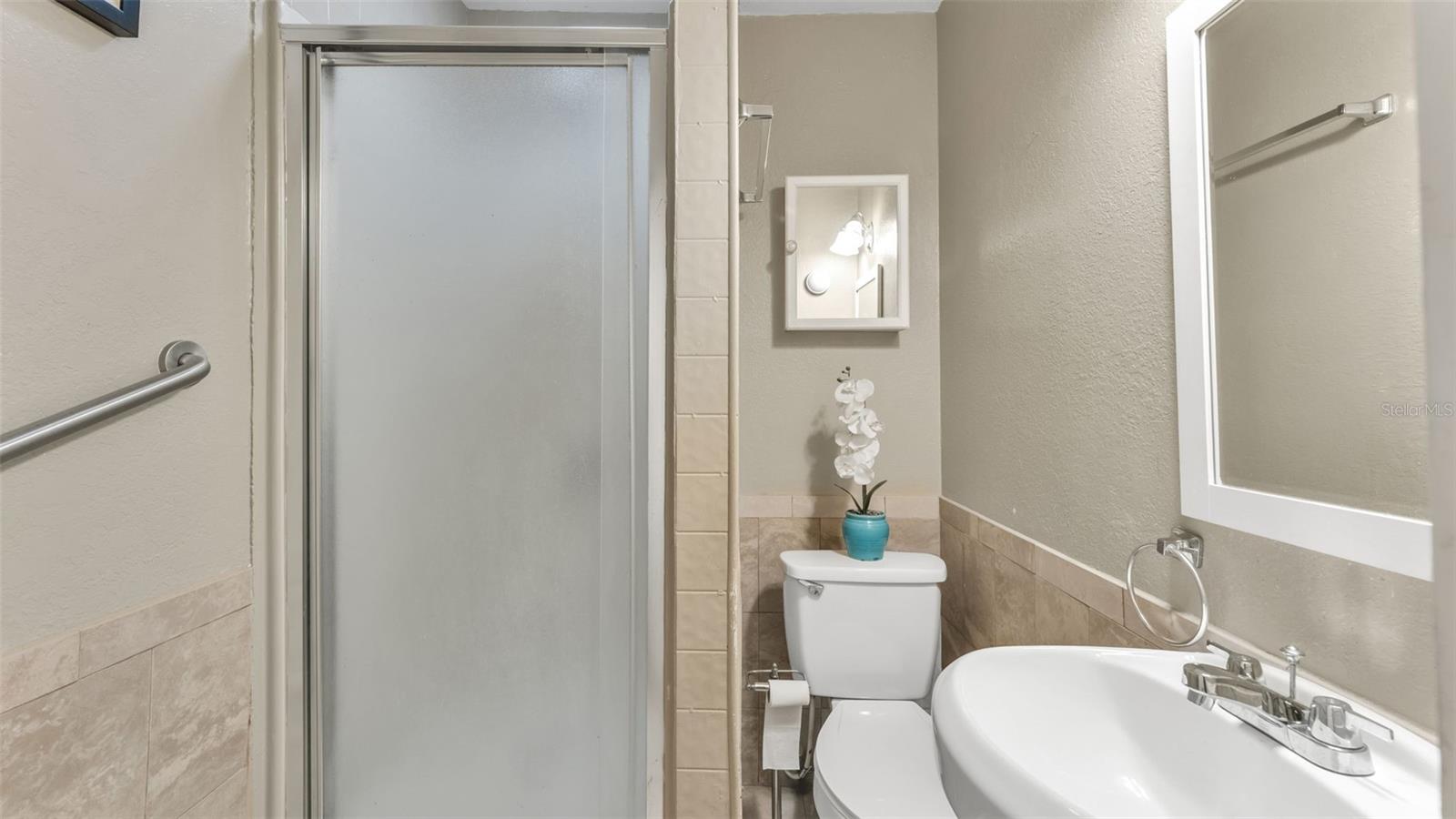 Image 19 of 25 For 515 Easy St Street