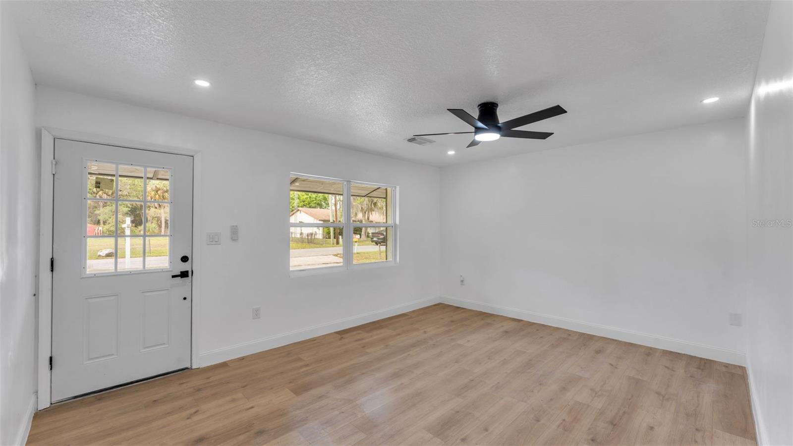 Image 5 of 16 For 3781 Hiawatha Terrace