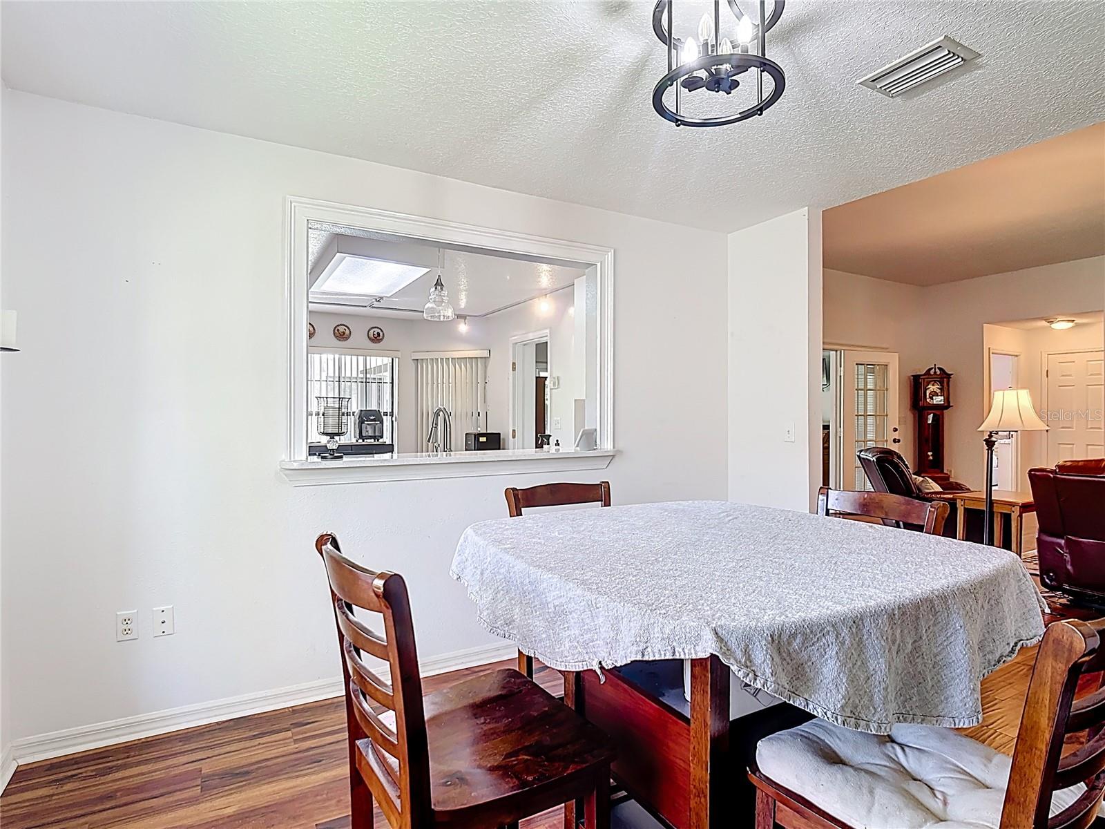 Image 12 of 57 For 3536 Pine Tree Loop