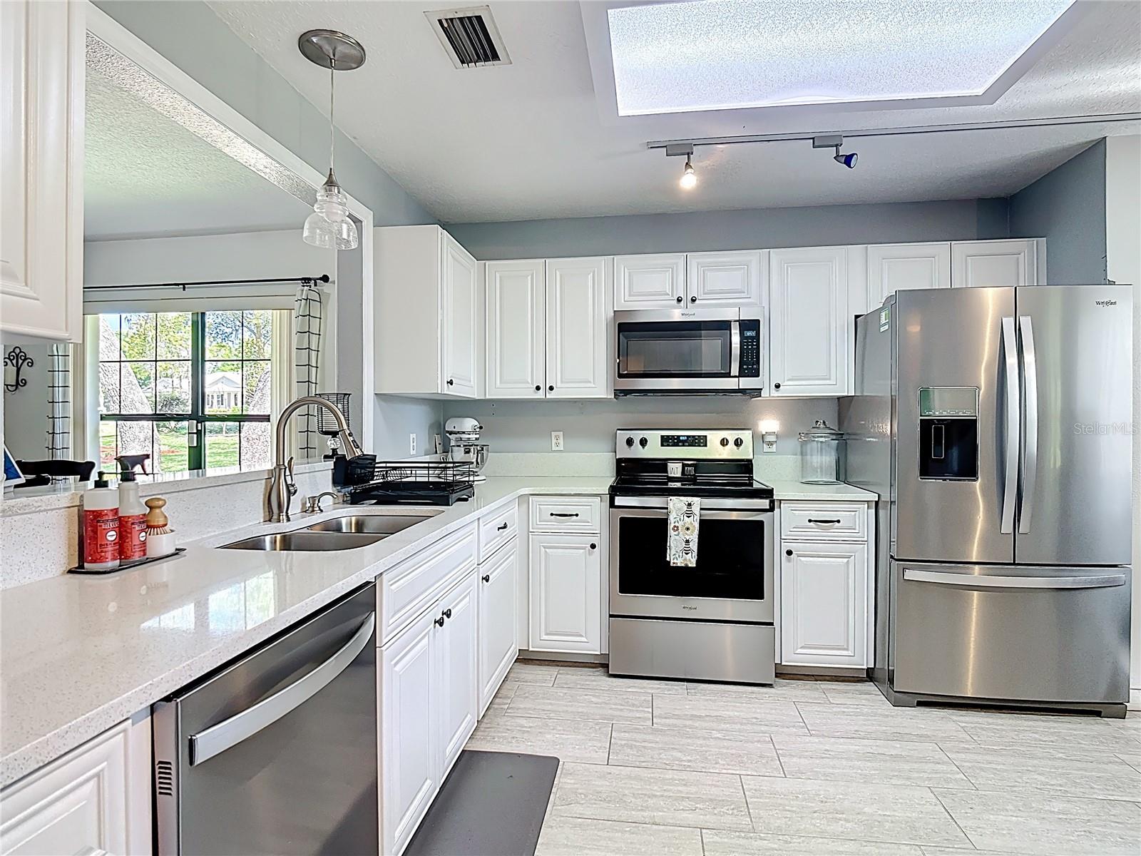 Image 13 of 57 For 3536 Pine Tree Loop