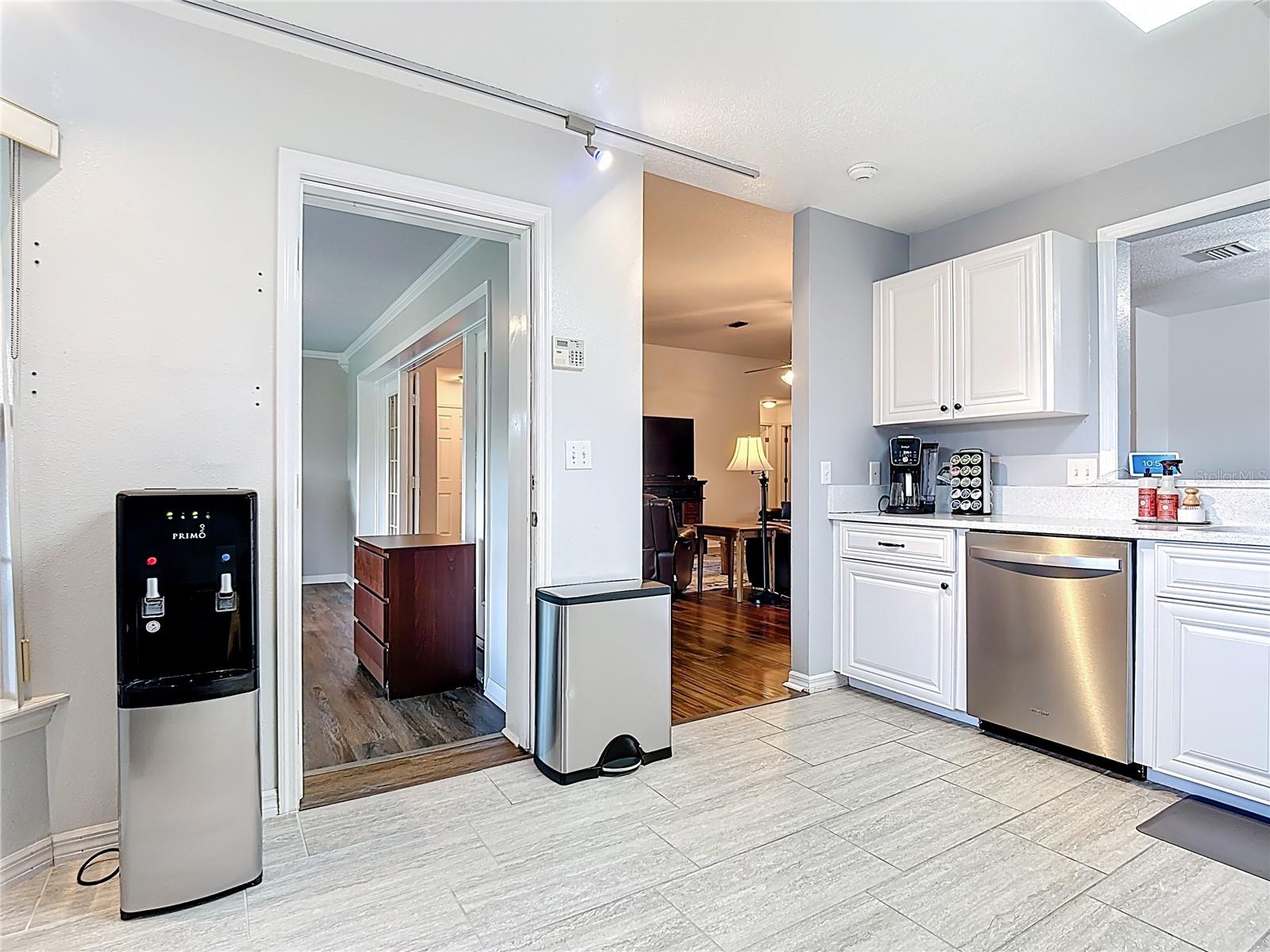 Image 15 of 57 For 3536 Pine Tree Loop