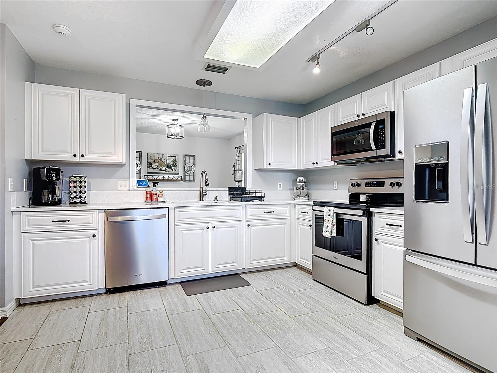 Image 17 of 57 For 3536 Pine Tree Loop