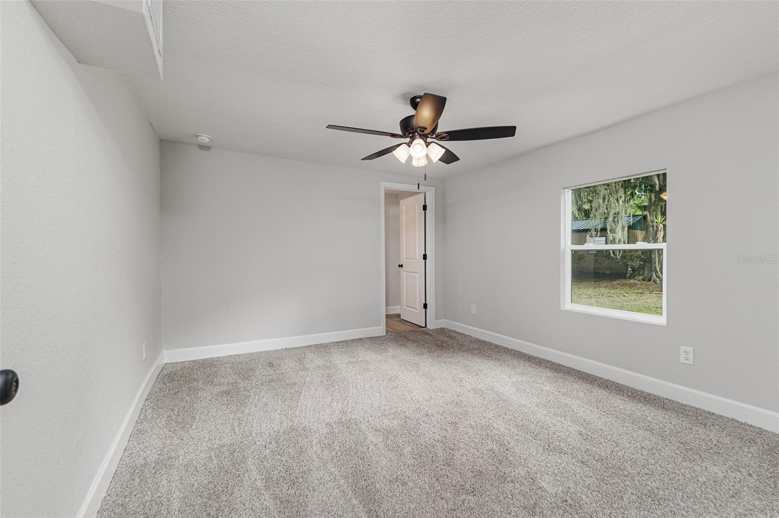 Image 12 of 27 For 151 10th Drive