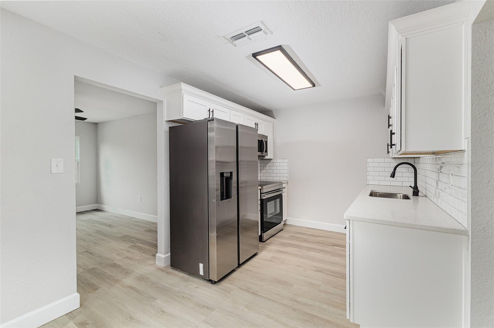 Image 4 of 27 For 151 10th Drive