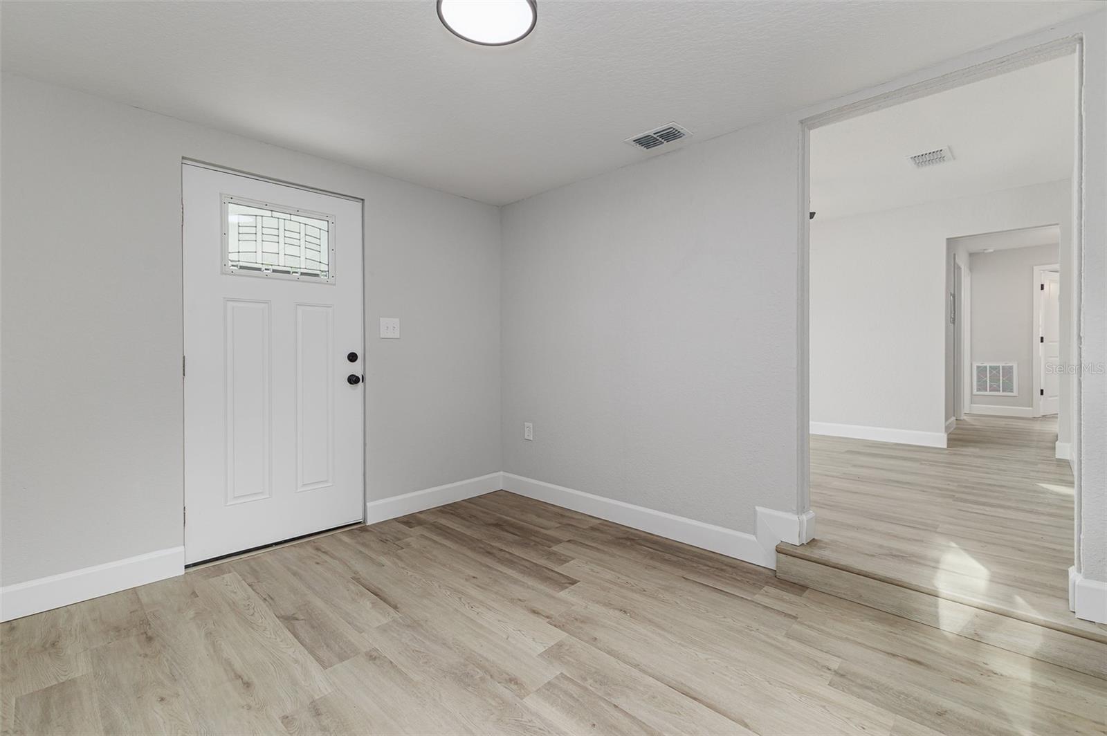 Image 5 of 27 For 151 10th Drive