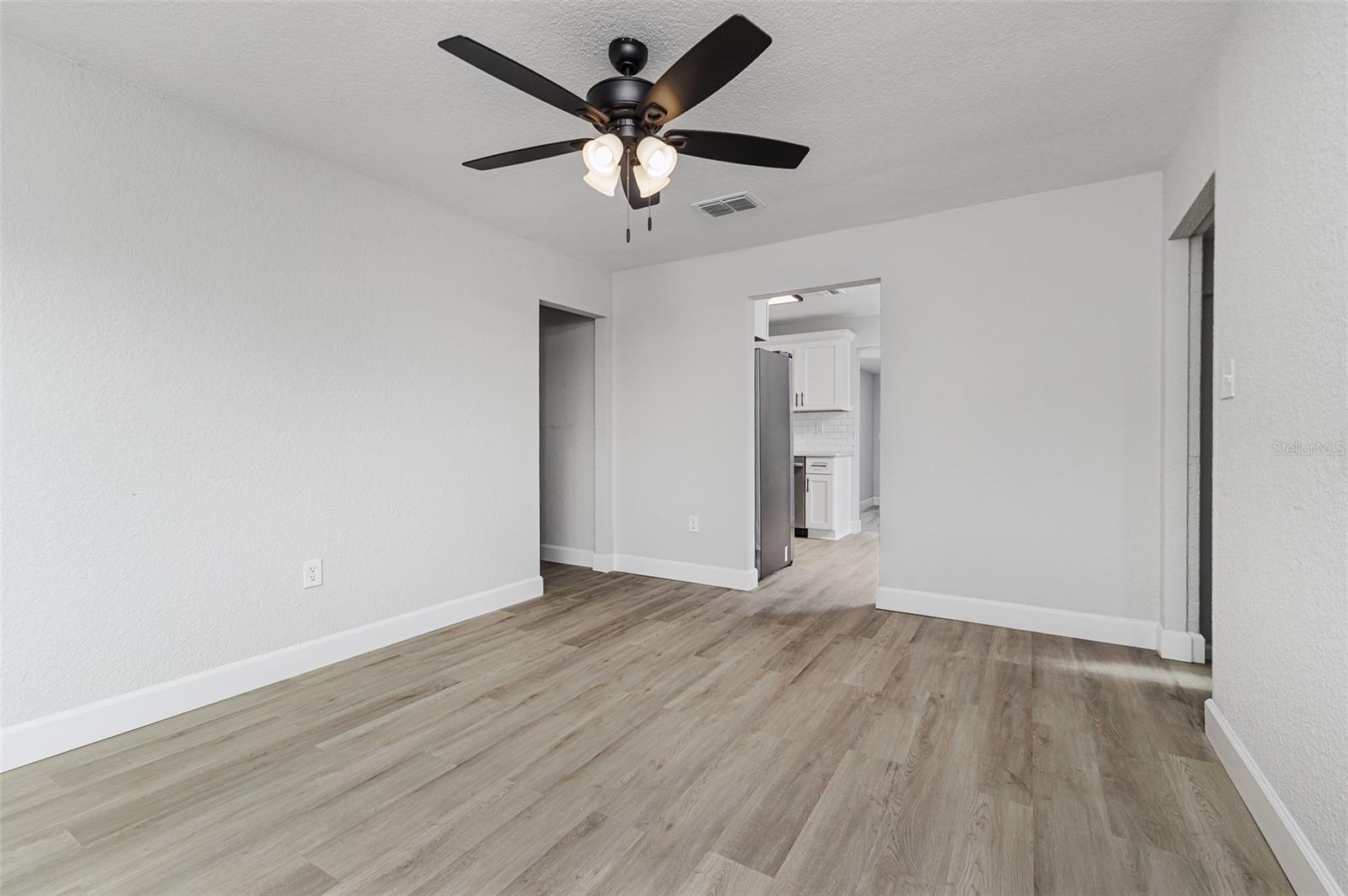 Image 7 of 27 For 151 10th Drive