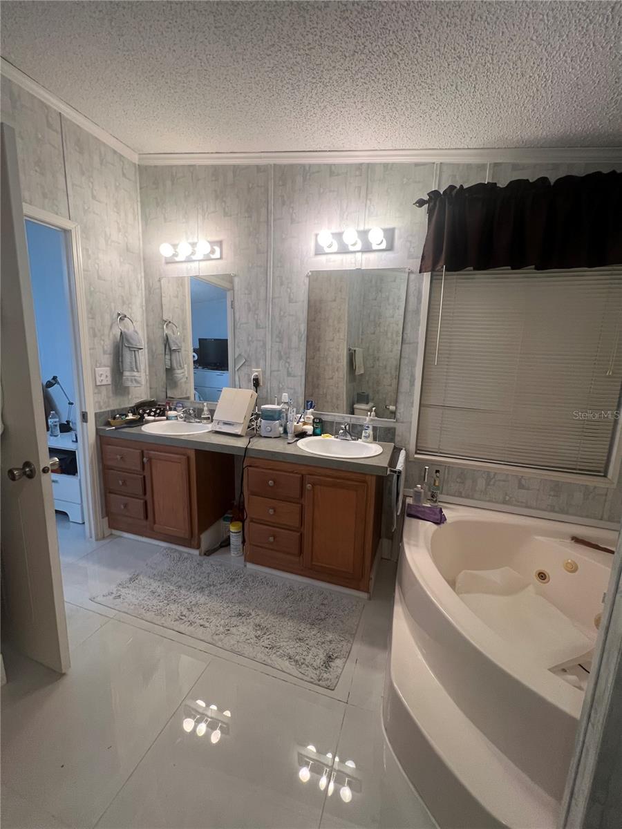 Image 17 of 27 For 35303 180th Avenue 353