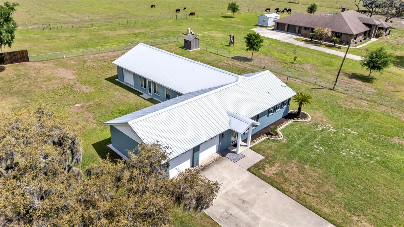 Listing photo id 31 for 6110 Downing Street